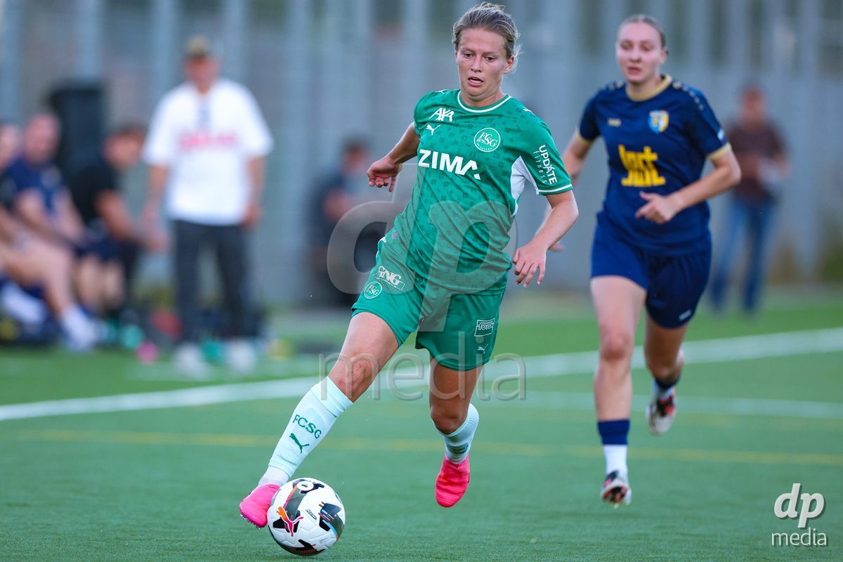 SCHLIEREN, SWITZERLAND - SEPTEMBER 26: Sanne Koopman of FC St.Gallen 1879 during the AXA Women's Cup match between FC Schlieren and FC St. Gallen at Zelgli on September 26, 2026 in Schlieren, Switzerland.
