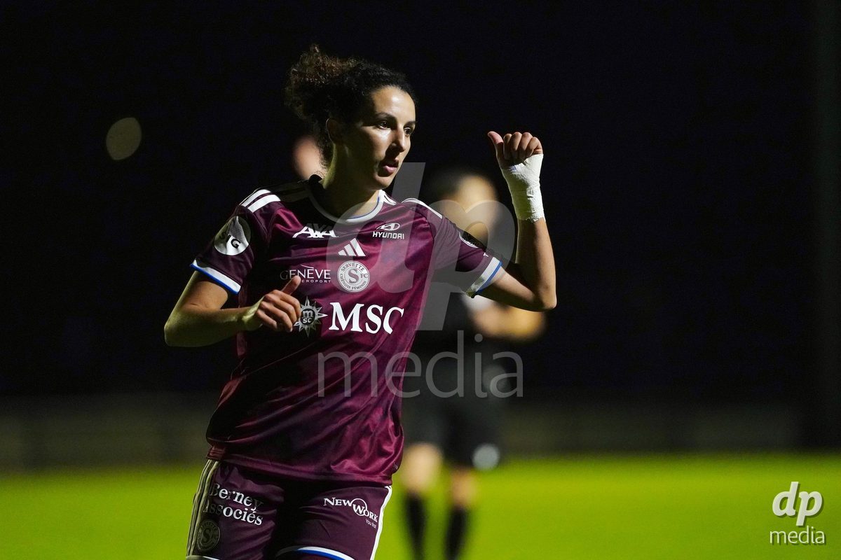 MAGADINO, SWITZERLAND - SEPTEMBER 26:  Ghoutia Karchouni of the Servette FC in action with the ball during the AXA Women's Cup match between AS Gambarogno and Servette FC Chenois Feminin at Centro Sportivo on September 26, 2026 in Magadino.