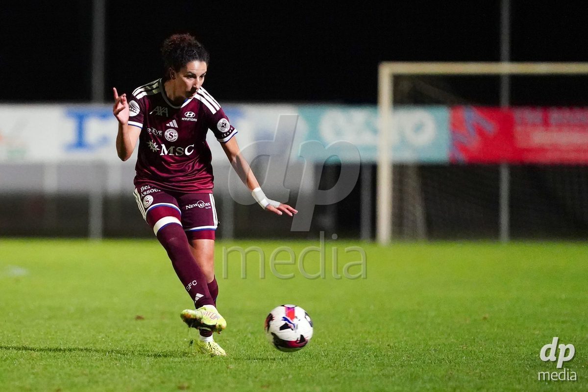 MAGADINO, SWITZERLAND - SEPTEMBER 26: Ghoutia Karchouni of the Servette FC in action during the AXA Women's Cup match between AS Gambarogno and Servette FC Chenois Feminin at Centro Sportivo on September 26, 2026 in Magadino.