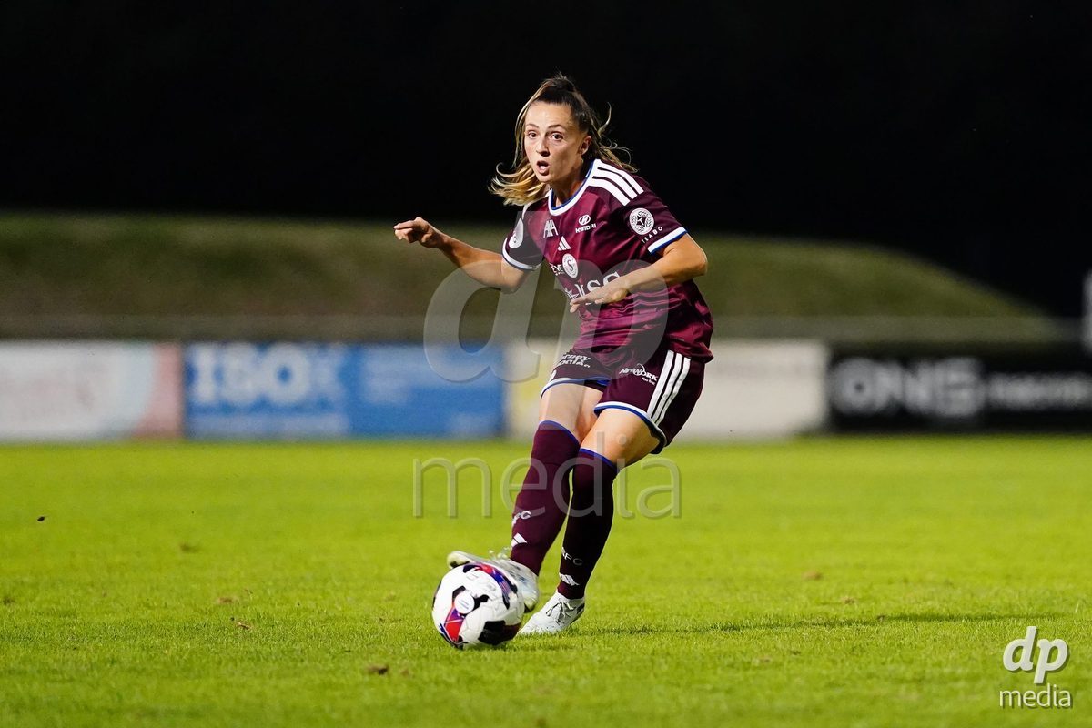 MAGADINO, SWITZERLAND - SEPTEMBER 26:  Amanda Chaney of Servette FC shoots the ball during the AXA Women's Cup match between AS Gambarogno and Servette FC Chenois Feminin at Centro Sportivo on September 26, 2026 in Magadino.