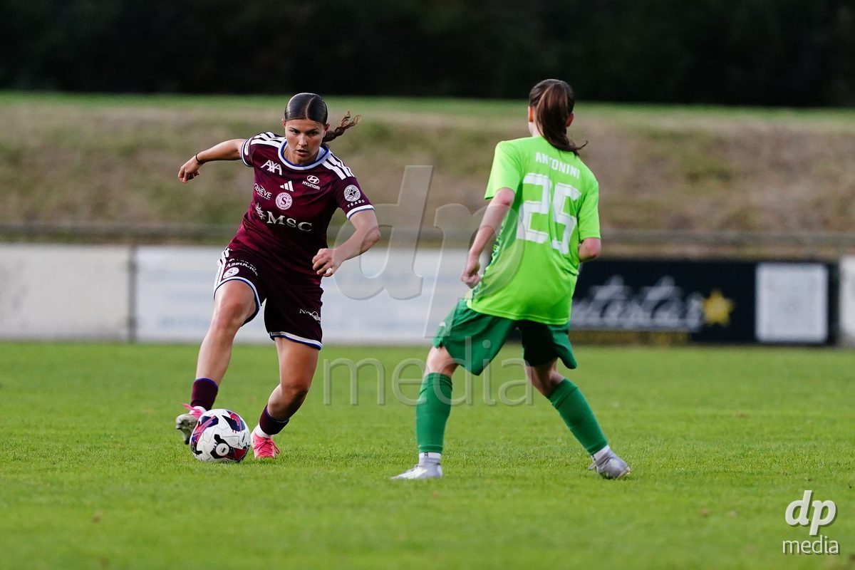 MAGADINO, SWITZERLAND - SEPTEMBER 26:  Chiara Wallin of Servette FC in action during the AXA Women's Cup match between AS Gambarogno and Servette FC Chenois Feminin at Centro Sportivo on September 26, 2026 in Magadino.