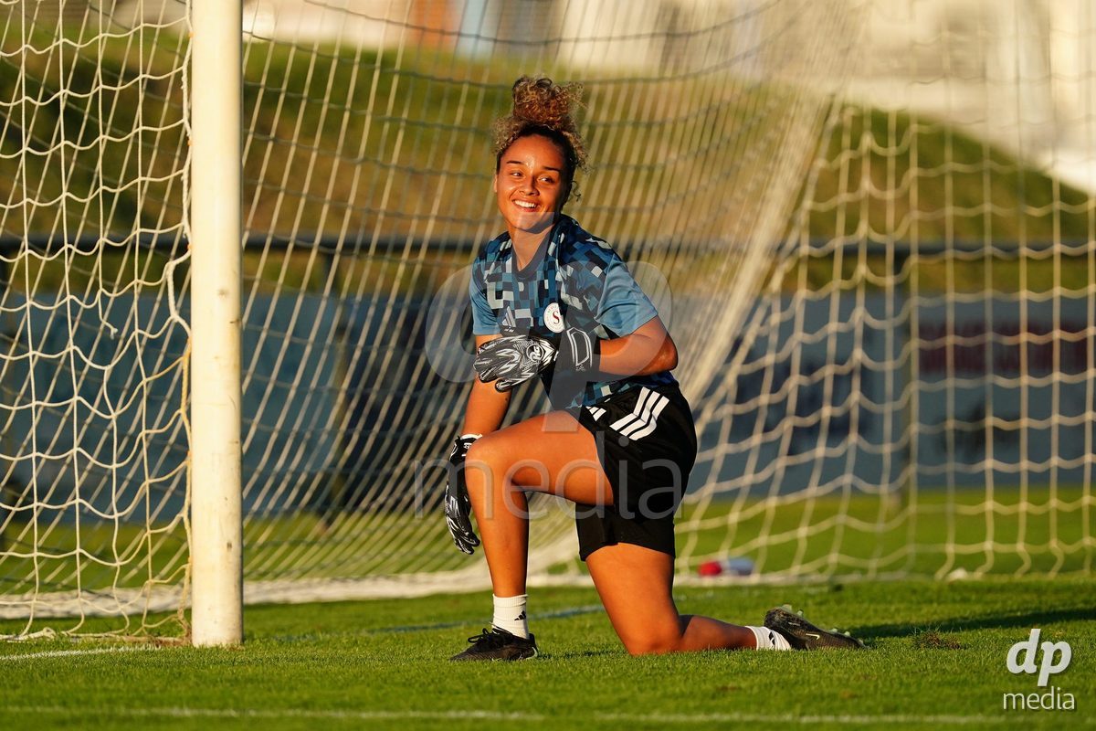 MAGADINO, SWITZERLAND - SEPTEMBER 26:  Manon Le Page in action during warm up prior the AXA Women's Cup match between AS Gambarogno and Servette FC Chenois Feminin at Centro Sportivo on September 26, 2026 in Magadino.