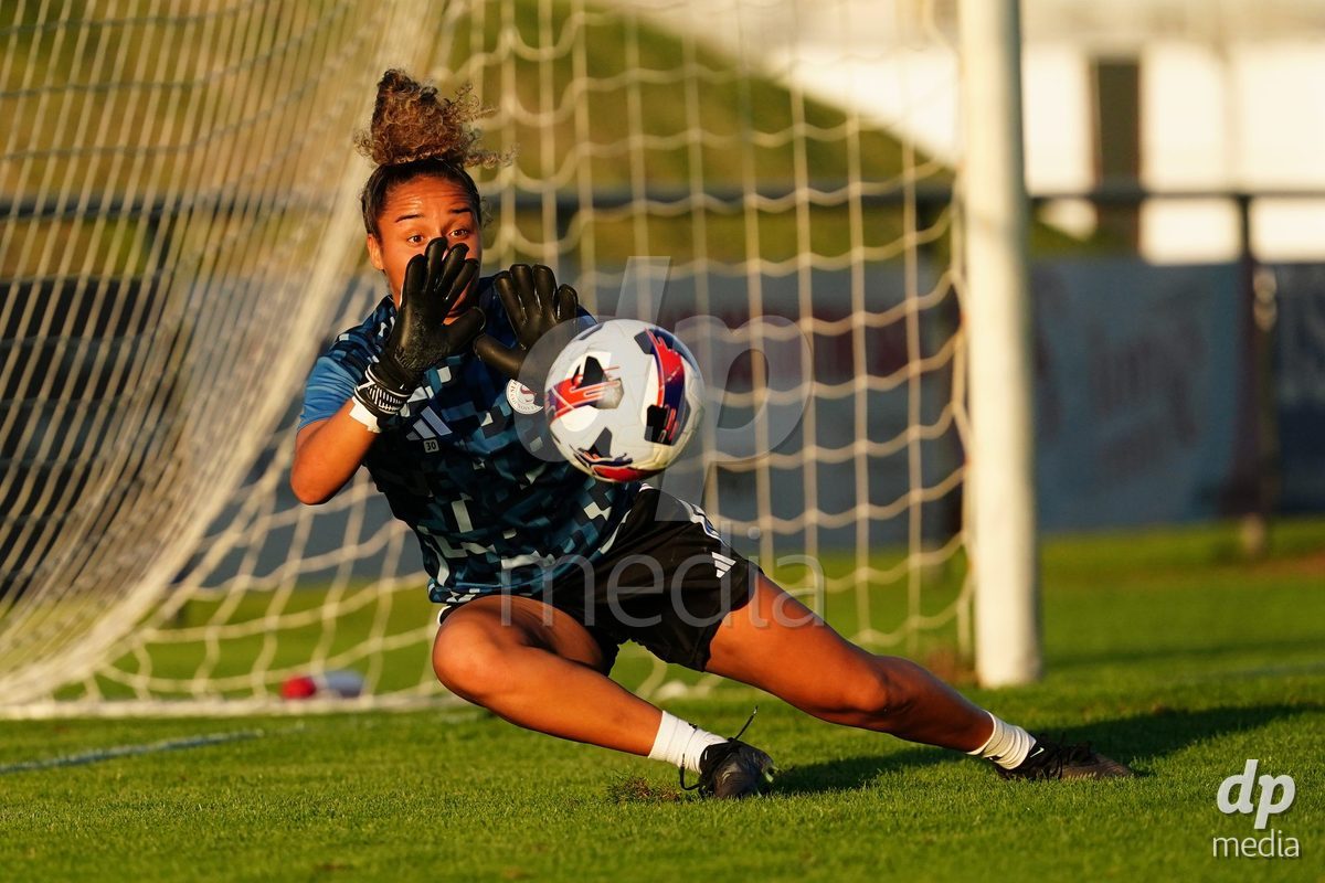 MAGADINO, SWITZERLAND - SEPTEMBER 26:  Manon Le Page in action during warm up prior the AXA Women's Cup match between AS Gambarogno and Servette FC Chenois Feminin at Centro Sportivo on September 26, 2026 in Magadino.