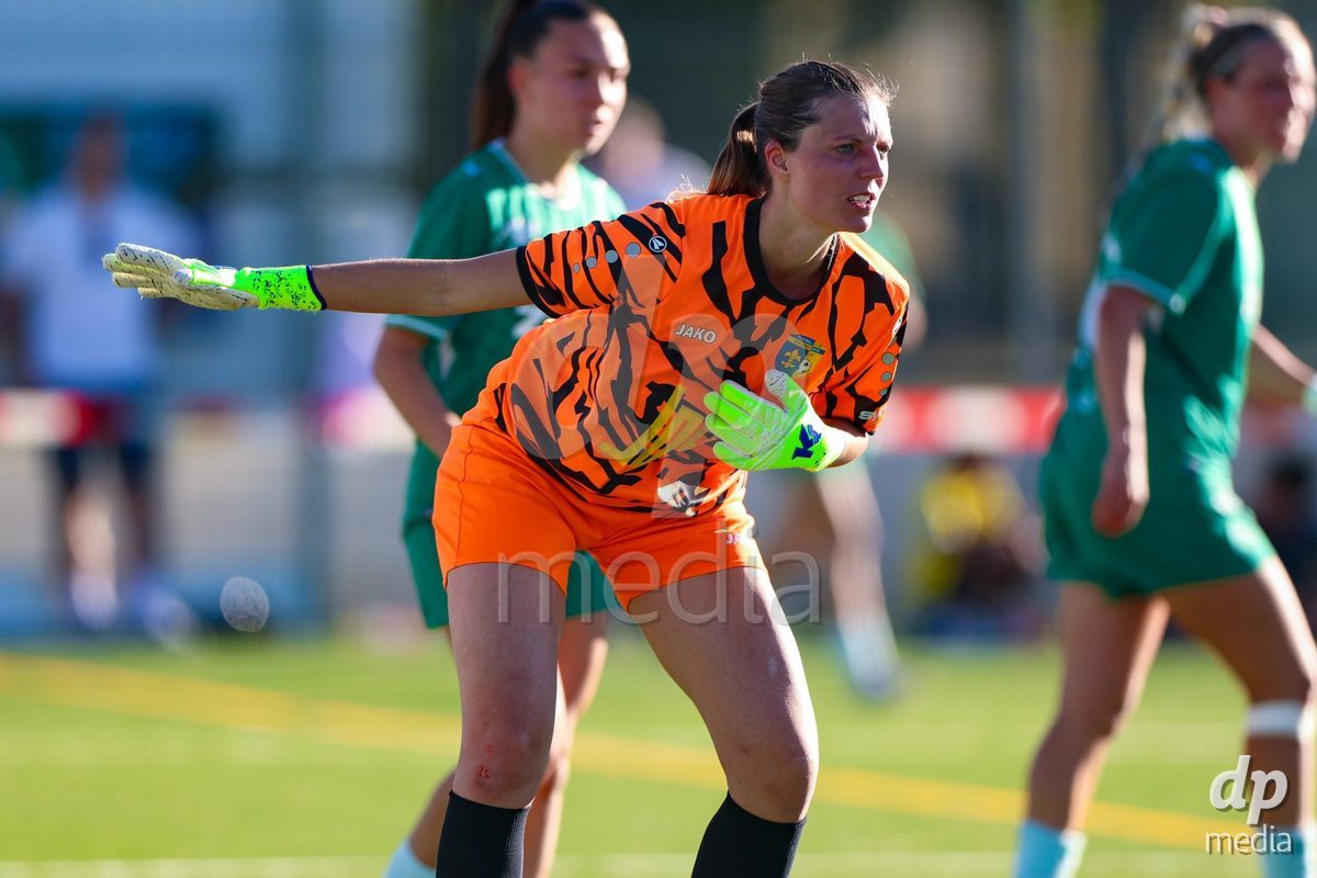 SCHLIEREN, SWITZERLAND - SEPTEMBER 26: Nina Bartsch of FC Schlieren during the AXA Women's Cup match between FC Schlieren and FC St. Gallen at Zelgli on September 26, 2026 in Schlieren, Switzerland.