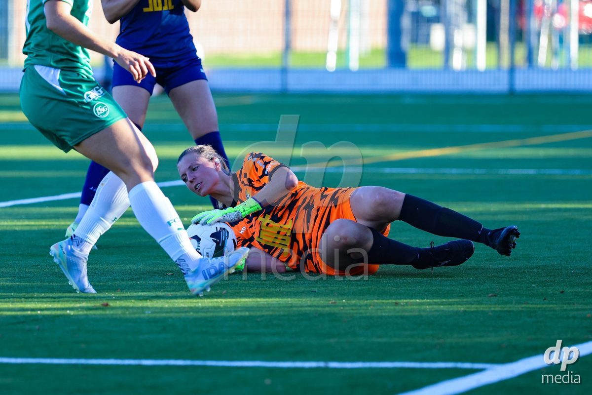 SCHLIEREN, SWITZERLAND - SEPTEMBER 26: Nina Bartsch of FC Schlieren during the AXA Women's Cup match between FC Schlieren and FC St. Gallen at Zelgli on September 26, 2026 in Schlieren, Switzerland.