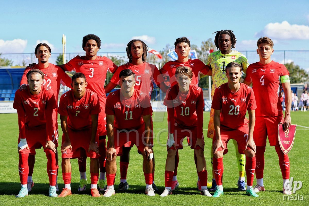 DUNAJSKA LUZNA, SLOVAKIA - SEPTEMBER 25: Team photo the International Friendly football match between Switzerland U19 and Poland U19 on September 25, 2026 in Dunajska Luzna, Slovakia.