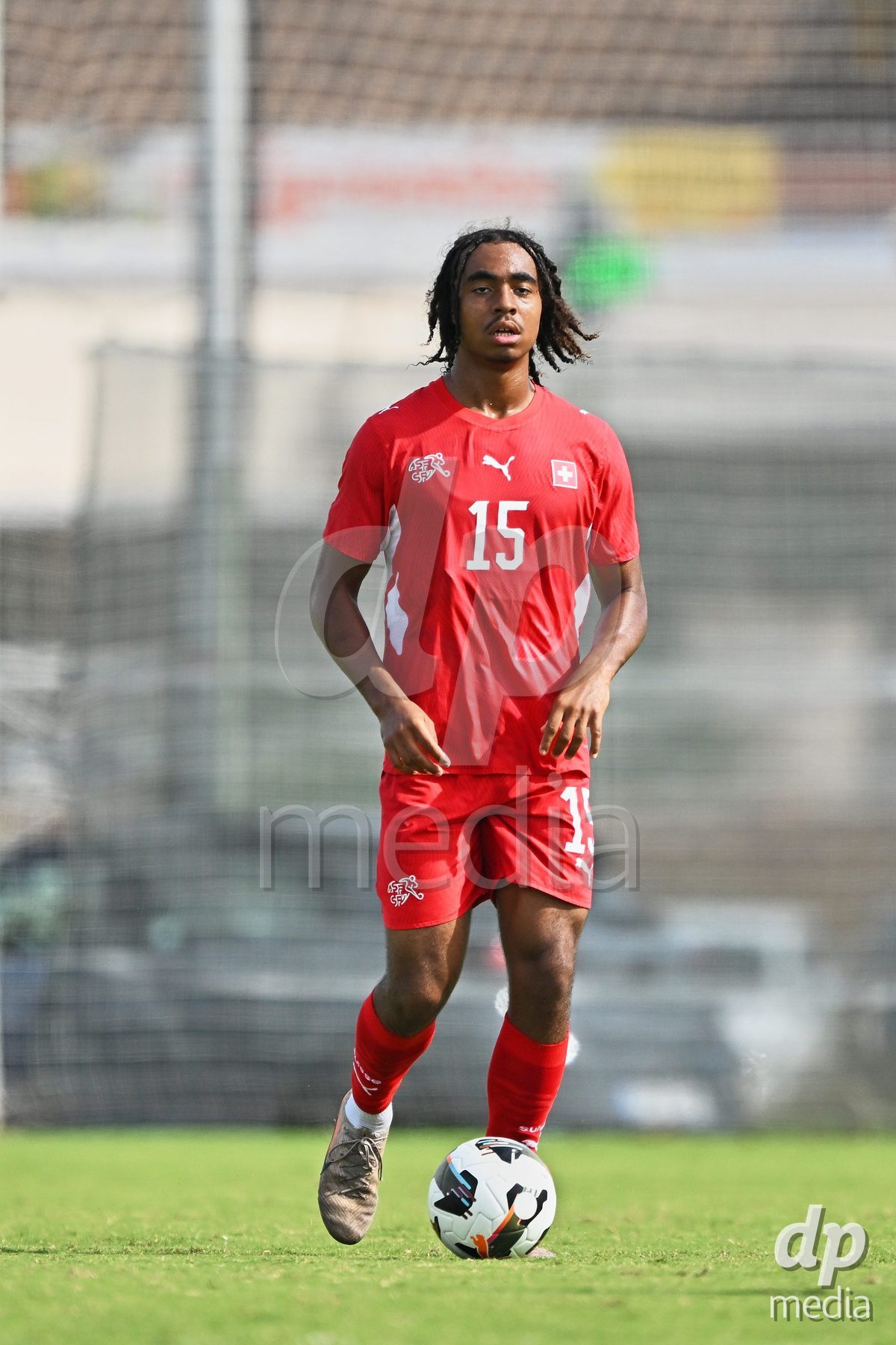 OLIVA NOVA, SPAIN - SEPTEMBER 28: Leon White of Switzerland during the International Friendly match between Switzerland U17 and Sweden U17 at Oliva Nova Sports Center on September 28, 2026 in Oliva Nova, Spain.