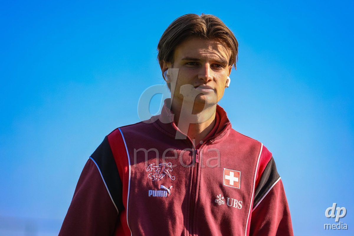 DUNAJSKA LUZNA, SLOVAKIA - SEPTEMBER 28: Switzerland team course inspection the International Friendly football match between Kazakhstan U19 and Switzerland U19 on September 28, 2026 in Dunajska Luzna, Slovakia.