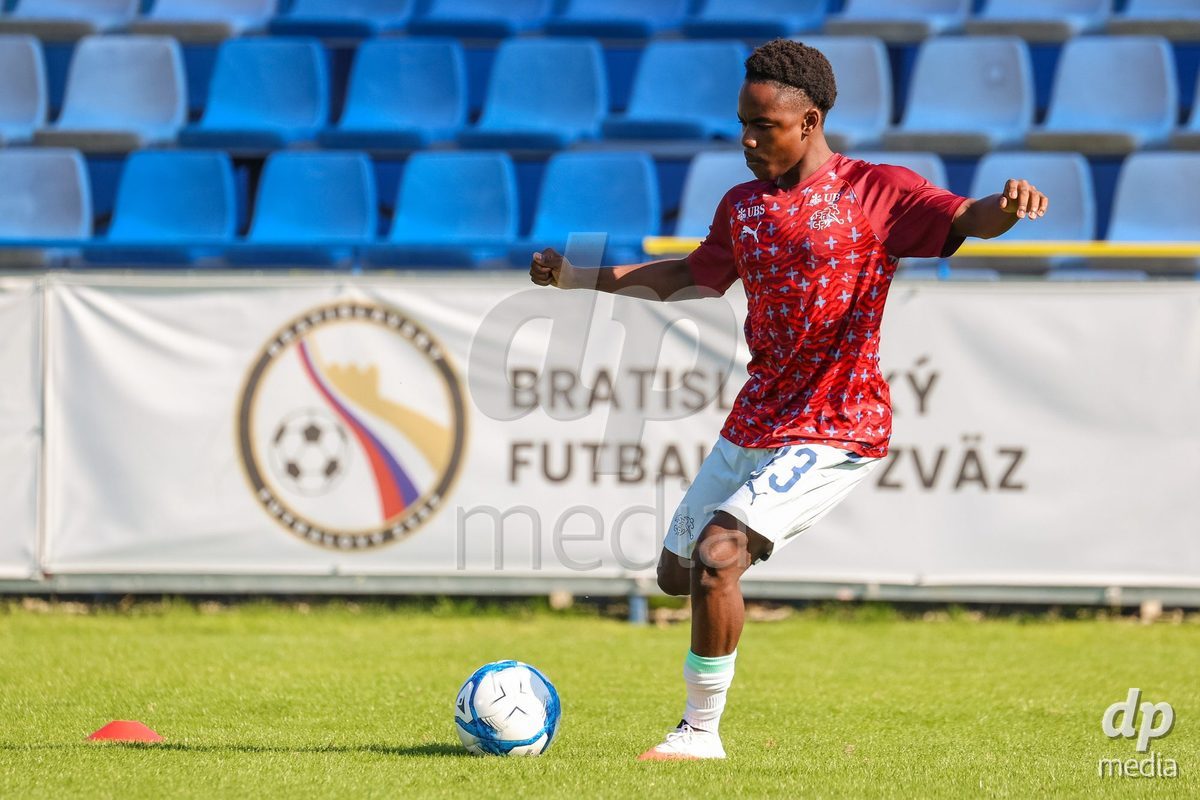 DUNAJSKA LUZNA, SLOVAKIA - SEPTEMBER 28: Switzerland team warm-up the International Friendly football match between Kazakhstan U19 and Switzerland U19 on September 28, 2026 in Dunajska Luzna, Slovakia.