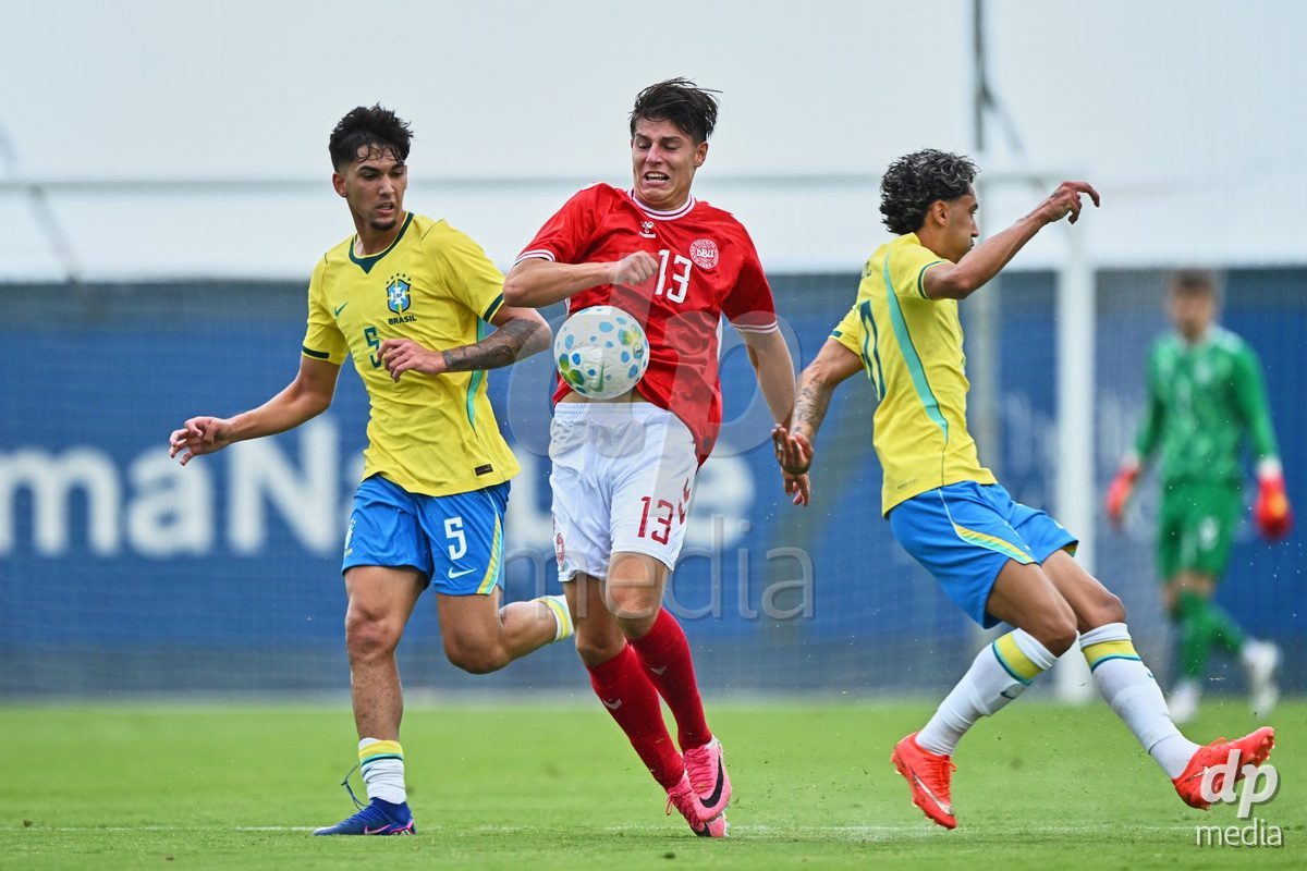 SAN PEDRO DEL PINATAR, SPAIN - SEPTEMBER 28: Magnus Andersen of Denmark during the International Friendly match between Denmark U20 and Brazil U20 at Pinatar Arena on September 28, 2026 in San Pedro del Pinatar, Spain.