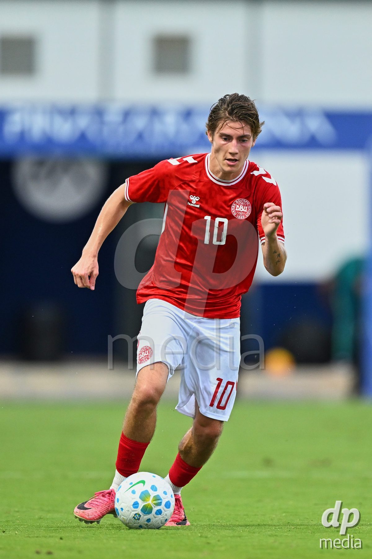 SAN PEDRO DEL PINATAR, SPAIN - SEPTEMBER 28: Mike Themsen of Denmark during the International Friendly match between Denmark U20 and Brazil U20 at Pinatar Arena on September 28, 2026 in San Pedro del Pinatar, Spain.