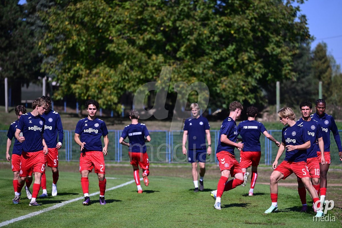 SAMOBOR, CROATIA - SEPTEMBER 29: Players of Denmark during warm up prior to the International Friendly match between Denmark U18 and Italy U18 on September 29, 2026 in Samobor, Croatia. Photo: Igor Soban/Pixsell / DP Media