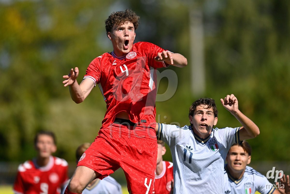 SAMOBOR, CROATIA - SEPTEMBER 29: Raphael Canut Pedersen of Denmark and Marcello Fugazzola of Italy during the International Friendly match between Denmark U18 and Italy U18 on September 29, 2026 in Samobor, Croatia. Photo: Igor Soban/Pixsell / DP Media