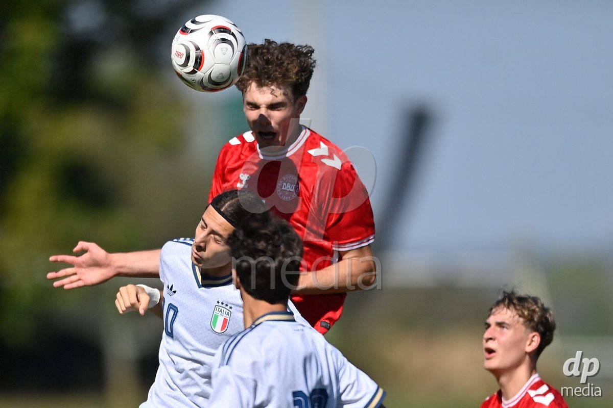 SAMOBOR, CROATIA - SEPTEMBER 29: Federico Croci of Italy and Raphael Canut Pedersen of Denmark during the International Friendly match between Denmark U18 and Italy U18 on September 29, 2026 in Samobor, Croatia. Photo: Igor Soban/Pixsell / DP Media