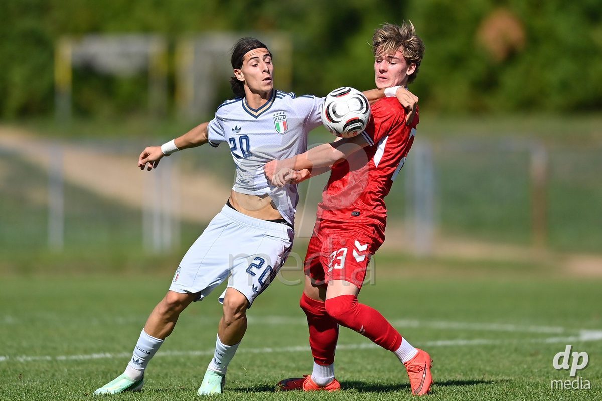 SAMOBOR, CROATIA - SEPTEMBER 29: Federico Croci of Italy and Elias Frej Sahl Moller Jensen of Denmark during the International Friendly match between Denmark U18 and Italy U18 on September 29, 2026 in Samobor, Croatia. Photo: Igor Soban/Pixsell / DP Media