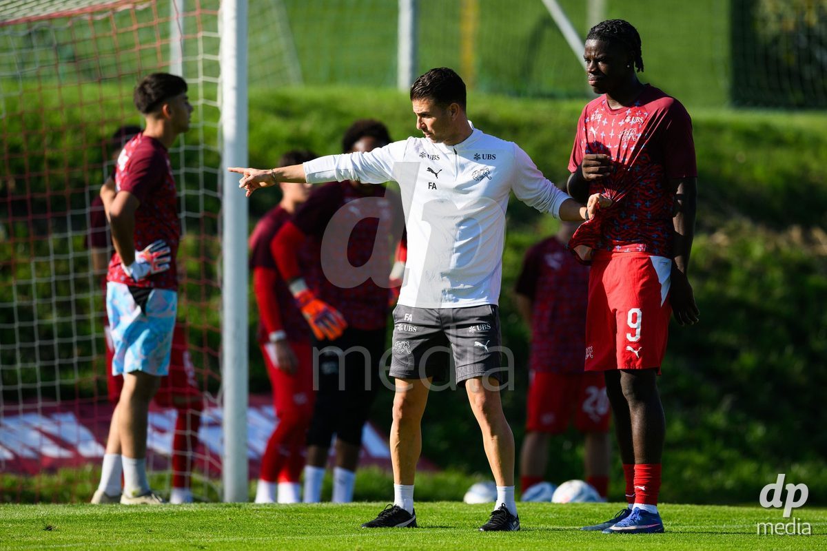 KOSMONSY, CZECH REPUBLIC - SEPTEMBER 28: Assistent Francesco Azzarito and Shedrach Ogbodu of Switzerland during warm up before the International Friendly match between Czech Republic U18 and Switzerland U18 on September 28, 2026 in Kosmonsy, Czech Republic.