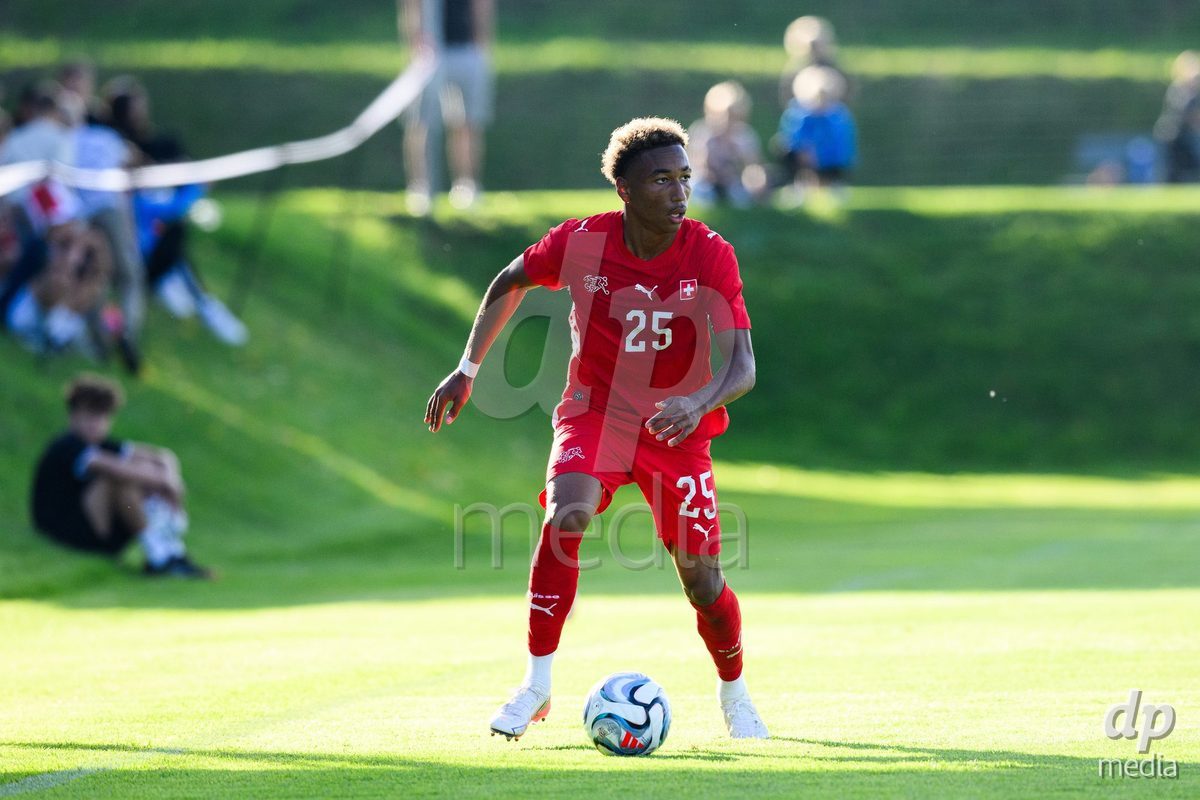 KOSMONSY, CZECH REPUBLIC - SEPTEMBER 28: Mathis Dind of Switzerland during the International Friendly match between Czech Republic U18 and Switzerland U18 on September 28, 2026 in Kosmonsy, Czech Republic.