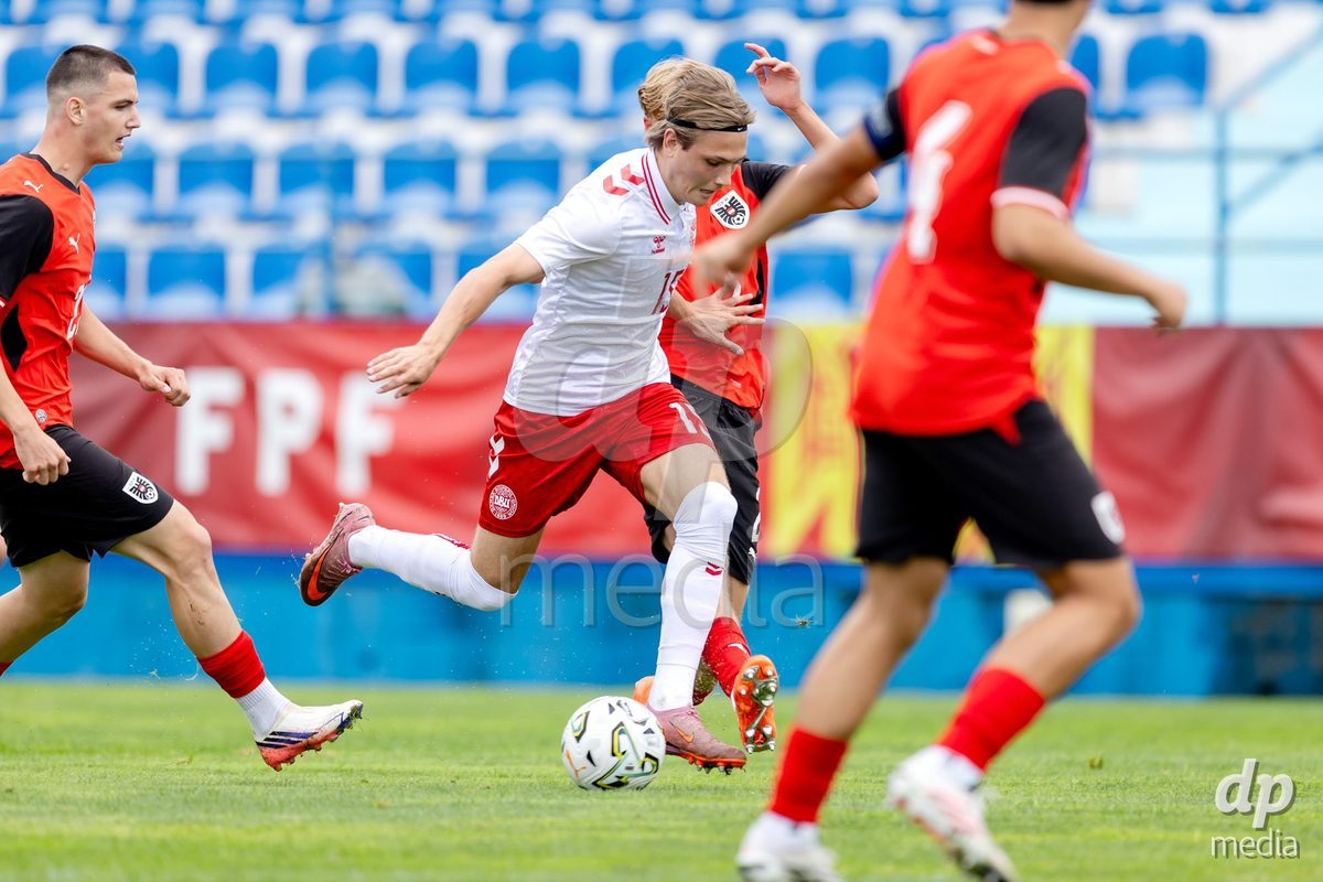 VIZELA, PORTUGAL - SEPTEMBER 30: Philip Keller of Denmark U19 during the International Friendly match between Denmark U19 and Austria U19 at Estadio FC Vizela on September 30, 2026 in Vizela, Portugal