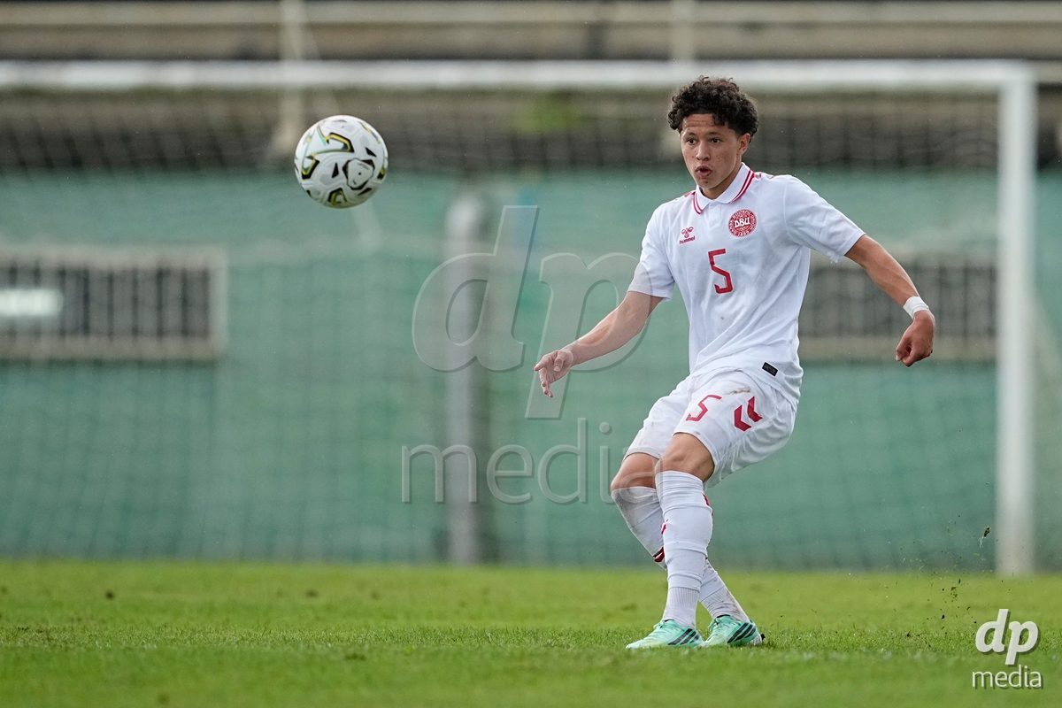 MEALHADA, PORTUGAL - SEPTEMBER 30: Liam Coronado of Denmark during the International Friendly match between Denmark U17 and Qatar U17 at Estadio Municipal Dr. Americo Couto on September 30, 2026 in Mealhada, Portugal.