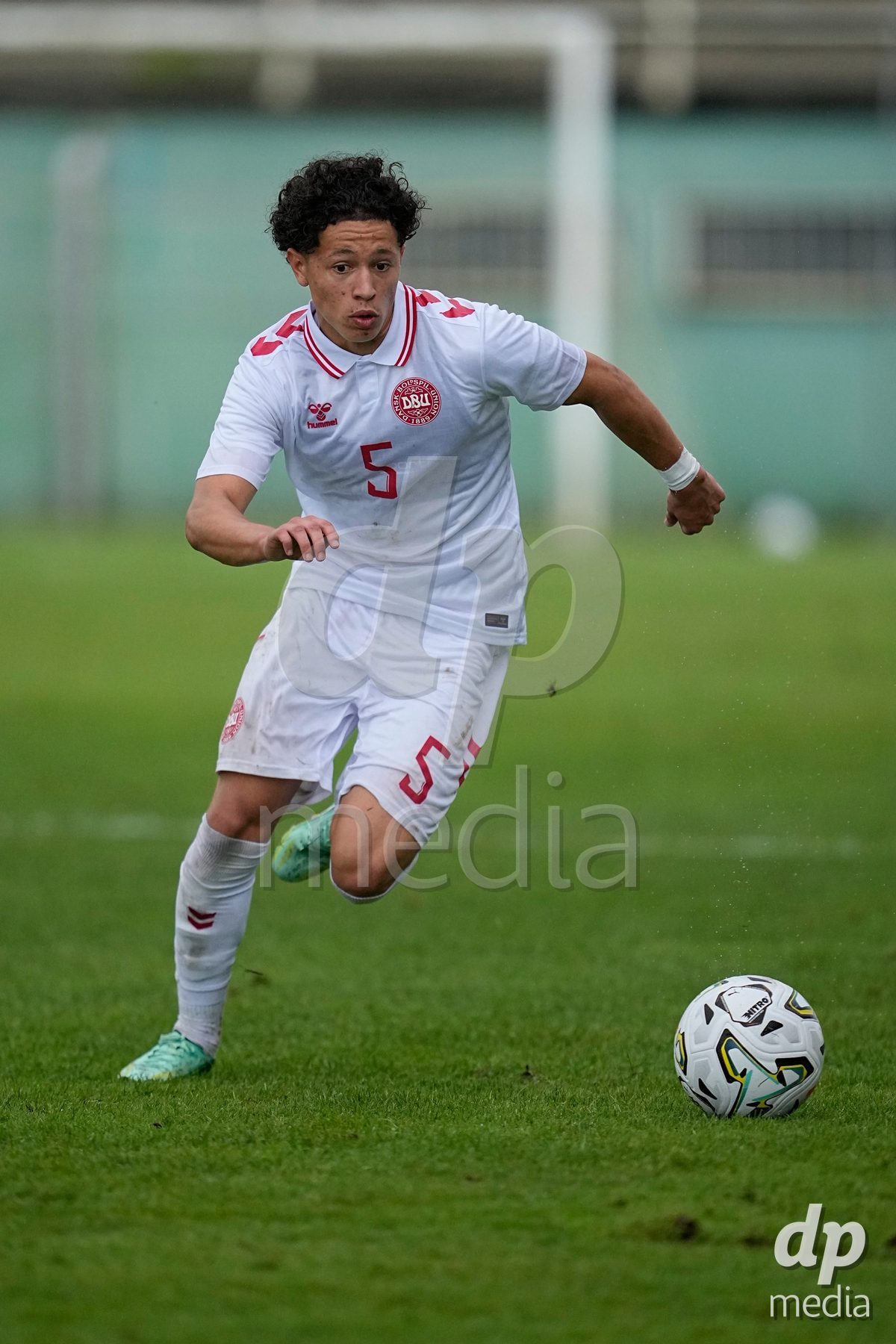 MEALHADA, PORTUGAL - SEPTEMBER 30: Liam Coronado of Denmark during the International Friendly match between Denmark U17 and Qatar U17 at Estadio Municipal Dr. Americo Couto on September 30, 2026 in Mealhada, Portugal.