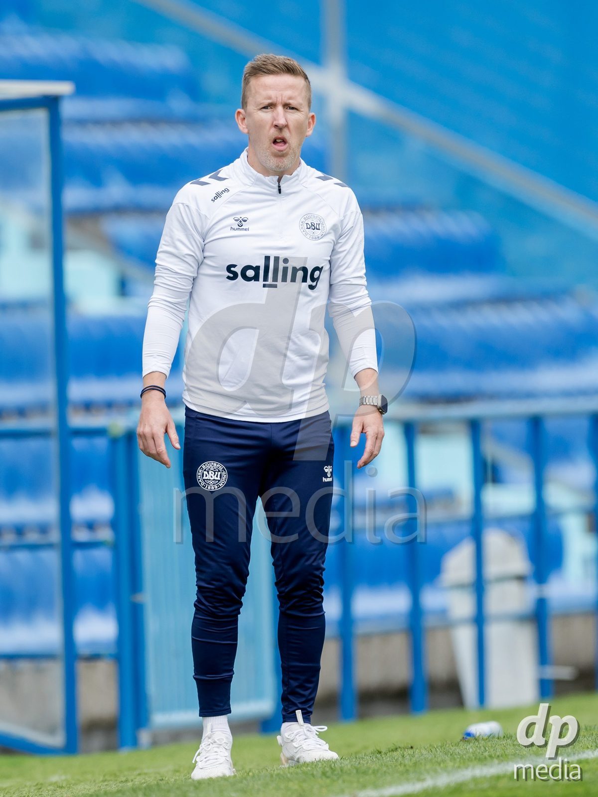 VIZELA, PORTUGAL - SEPTEMBER 30: coach Morten Karlsen of Denmark U19 during the International Friendly match between Denmark U19 and Austria U19 at Estadio FC Vizela on September 30, 2026 in Vizela, Portugal