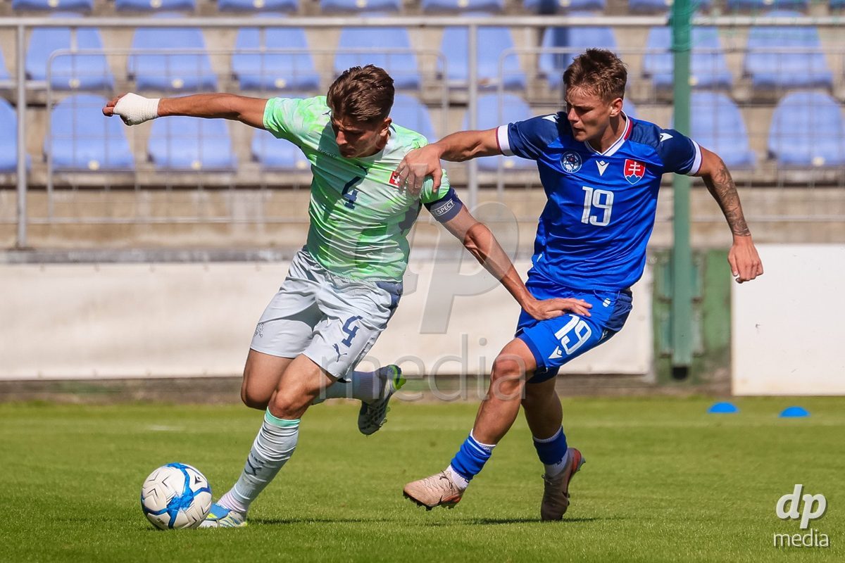 SENEC, SLOVAKIA - OCTOBER 1: Erblin Sadikaj 4 of Switzerland controls the ball during International Friendly football match between Slovakia U19 and Switzerland U19 at NTC Senec on October on 1st October 2026 in Senec, Slovakia.