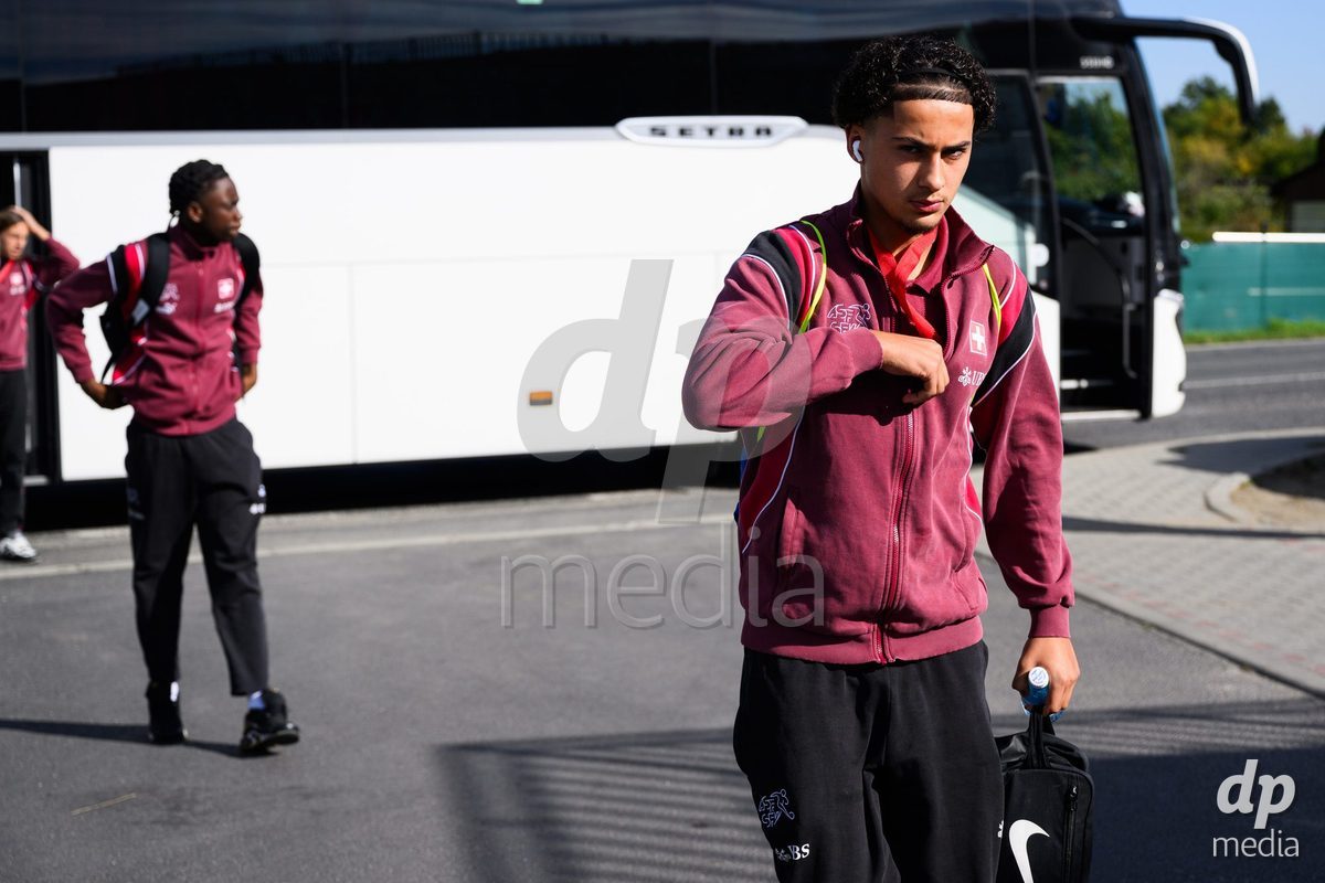 KOSMONSY, CZECH REPUBLIC - SEPTEMBER 30: Wael Jolissaint of Switzerland during the team's arrival at the stadium  before the International Friendly match between Switzerland U18 and Greece U18 on September 30, 2026 in Kosmonsy, Czech Republic.