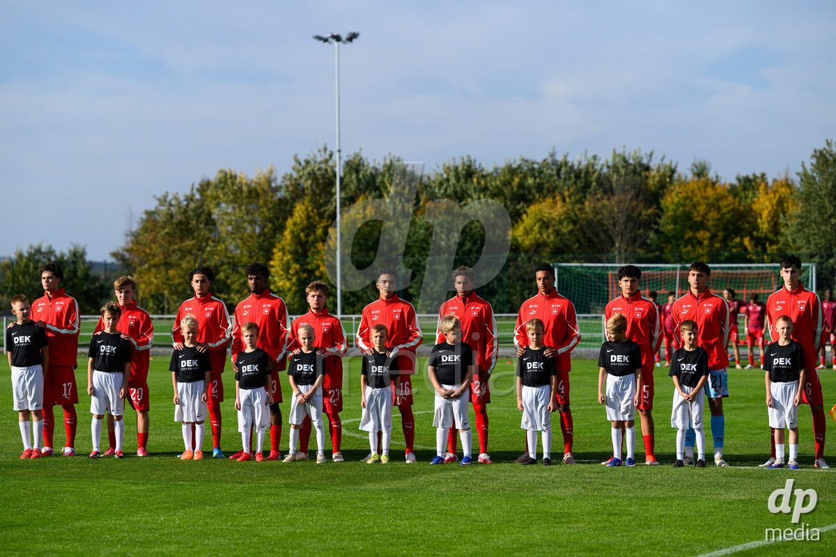KOSMONSY, CZECH REPUBLIC - SEPTEMBER 30: The Swiss team during the national anthem during  the International Friendly match between Switzerland U18 and Greece U18 on September 30, 2026 in Kosmonsy, Czech Republic.