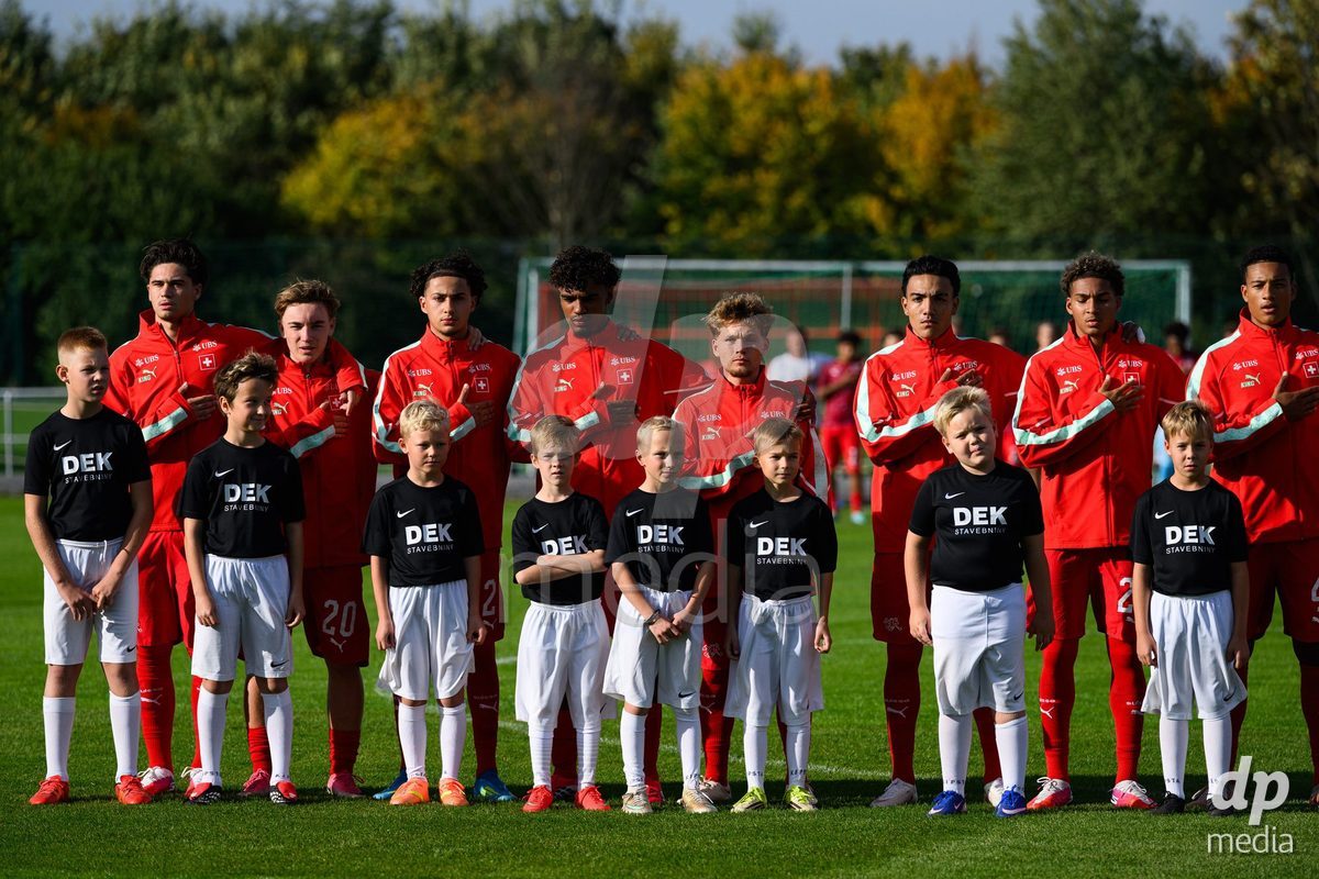 KOSMONSY, CZECH REPUBLIC - SEPTEMBER 30: The Swiss team during the national anthem during  the International Friendly match between Switzerland U18 and Greece U18 on September 30, 2026 in Kosmonsy, Czech Republic.