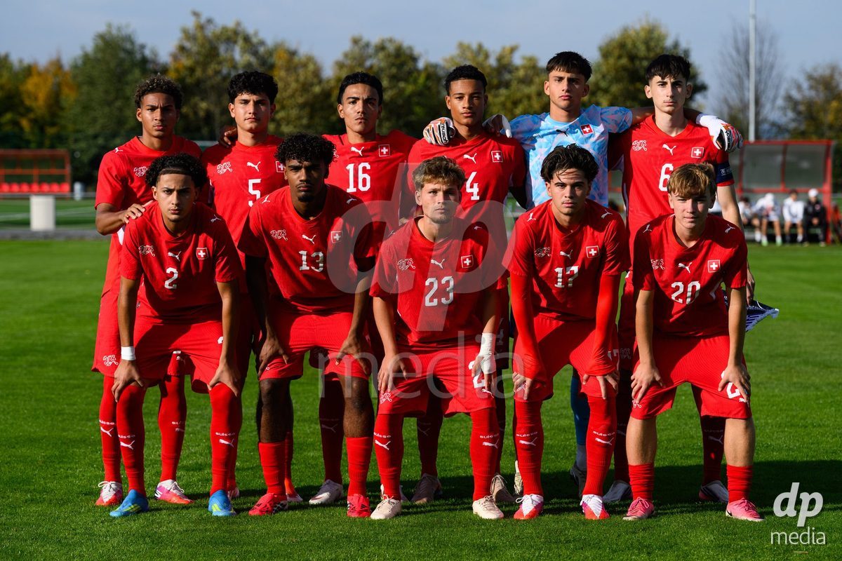KOSMONSY, CZECH REPUBLIC - SEPTEMBER 30: The Swiss team during the International Friendly match between Switzerland U18 and Greece U18 on September 30, 2026 in Kosmonsy, Czech Republic.