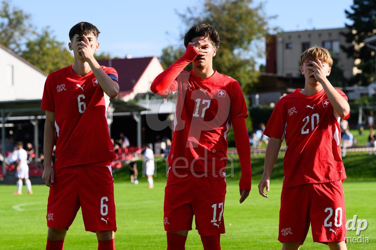 KOSMONSY, CZECH REPUBLIC - SEPTEMBER 30: Swiss players Aldin Smajic (no.6), Timo Wiesner (no.17) and Luc Gigon (no.20) celebrate the goal to make it 1–0 during the International Friendly match between Switzerland U18 and Greece U18 on September 30, 2026 in Kosmonsy, Czech Republic.