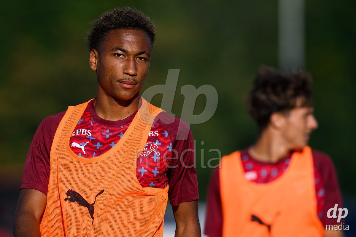 KOSMONSY, CZECH REPUBLIC - SEPTEMBER 30: Mathis Dind of Switzerland during the International Friendly match between Switzerland U18 and Greece U18 on September 30, 2026 in Kosmonsy, Czech Republic.