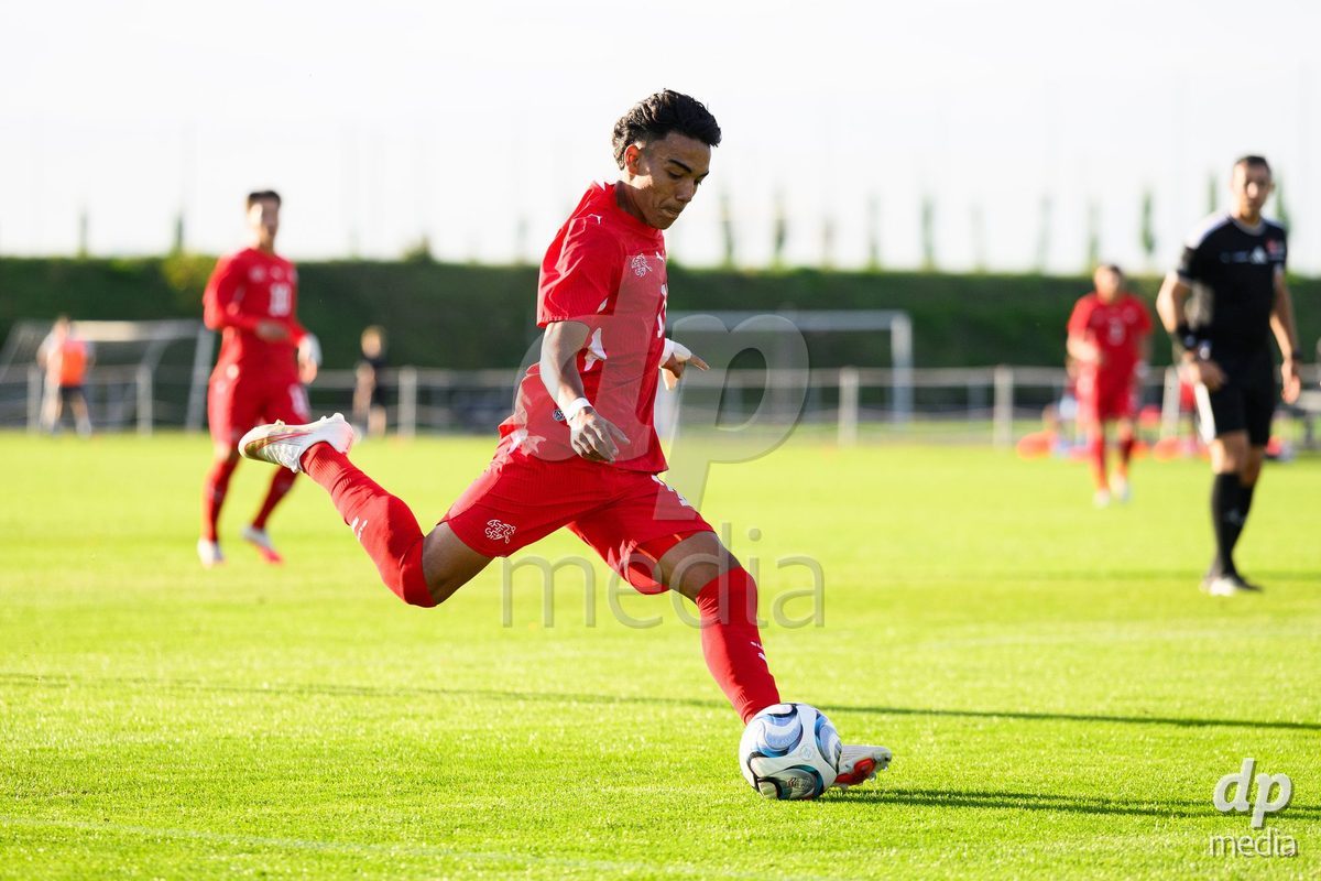 KOSMONSY, CZECH REPUBLIC - SEPTEMBER 30: Aaron Davis of Switzerland during the International Friendly match between Switzerland U18 and Greece U18 on September 30, 2026 in Kosmonsy, Czech Republic.