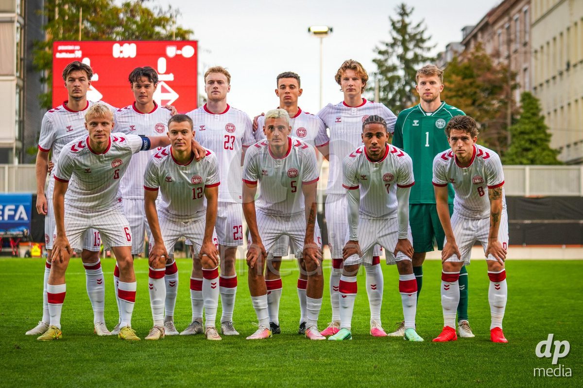 VIENNA, AUSTRIA - OCTOBER 2: Team photo Denmark during the UEFA European Qualifiers match between Austria U21 and Denmark U21 at Wiener Sport-Club Stadion on October 2, 2026 in Vienna, Austria.