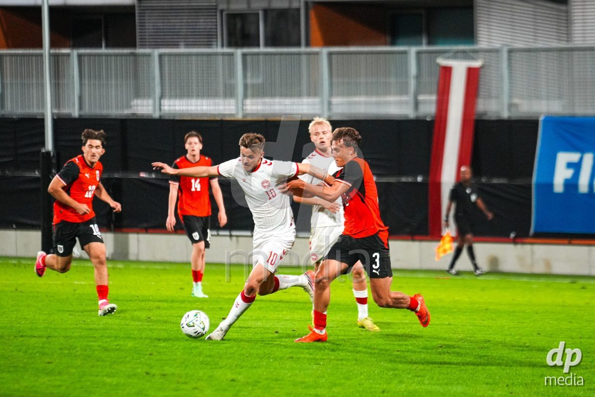 VIENNA, AUSTRIA - OCTOBER 2: Oliver Ross (Dänemark U21, 10) during the UEFA European Qualifiers match between Austria U21 and Denmark U21 at Wiener Sport-Club Stadion on October 2, 2026 in Vienna, Austria.