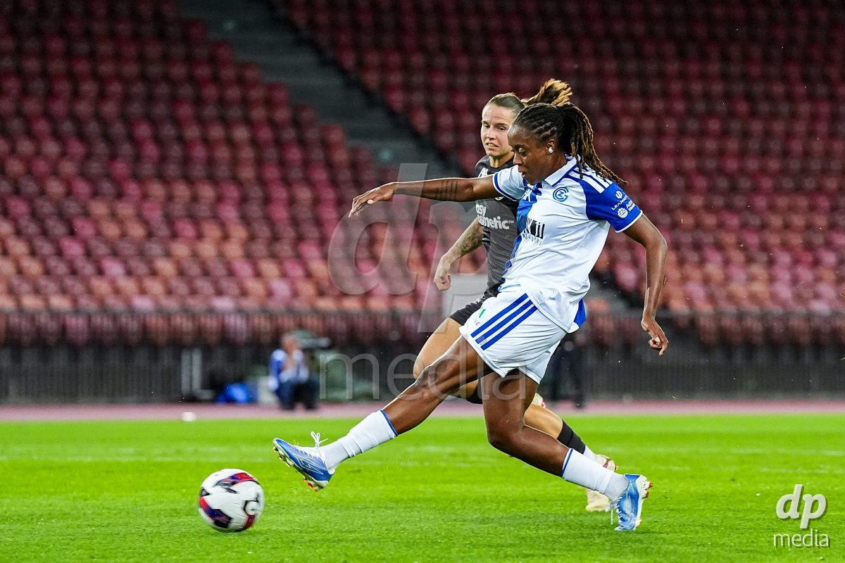 ZURICH, SWITZERLAND - OCTOBER 2:  Paige Bailey-Gayle of Grasshopper Club Zurich shoots the ball during the AXA Women's Super League match between GC Frauenfussball and FC Zurich at Letzigrund on October 2, 2026 in Zurich, Switzerland.