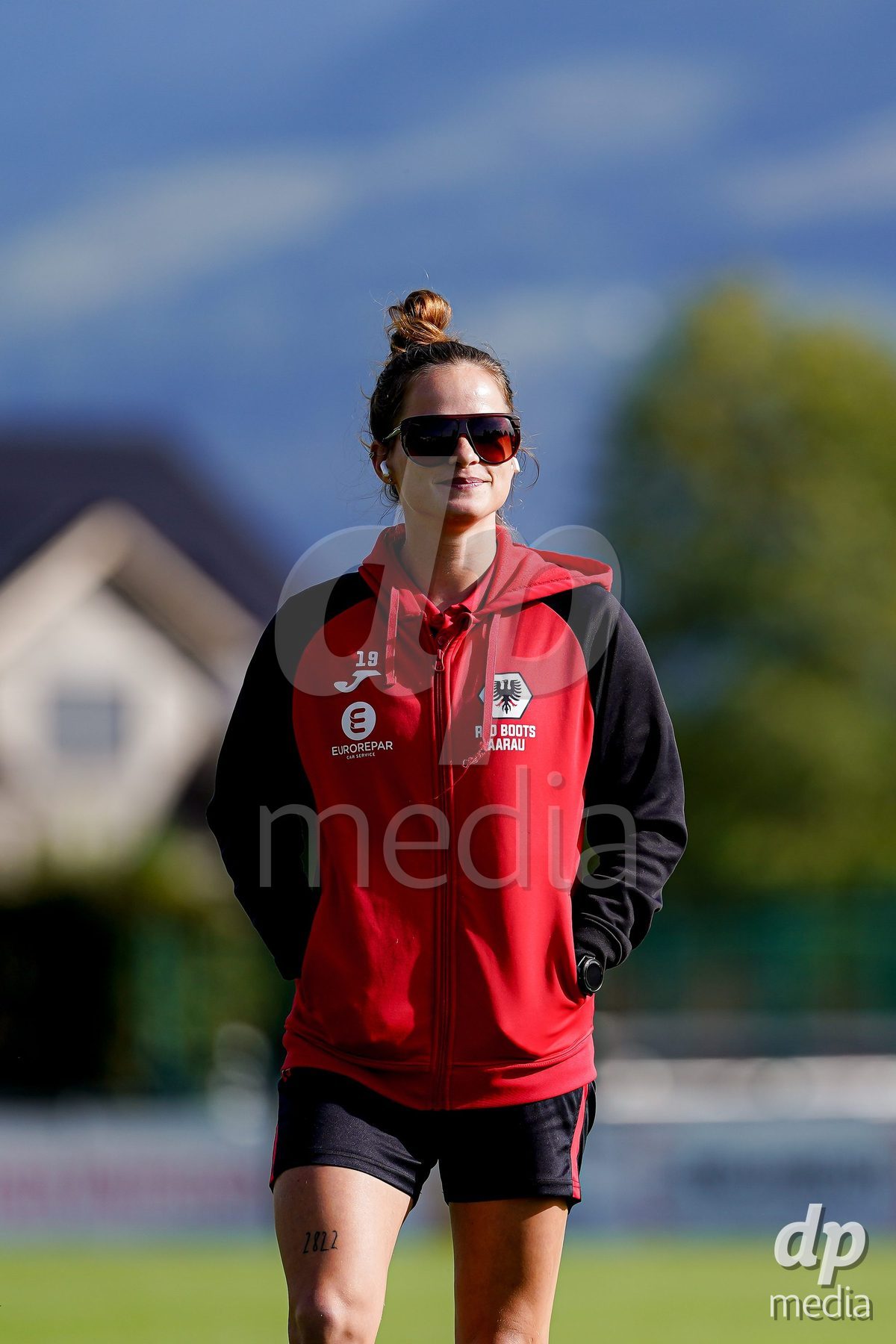RAPPERSWIL, SWITZERLAND - OCTOBER 3: Tabea Dorothee Maria Schütt of FC Aarau Frauen arrival prior to the AXA Women's Super League match between FC Rapperswil-Jona and FC Aarau Frauen at Grunfeld on October 3, 2026 in Rapperswil, Switzerland.