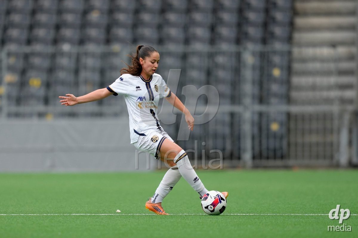BERN, SWITZERLAND - OCTOBER 3: Melissa Rondalli (21 FCL) during the AXA Women's Super League match between BSC YB Frauen and FC Luzern at Wankdorf Stadion on October 3, 2026 in Bern, Switzerland.