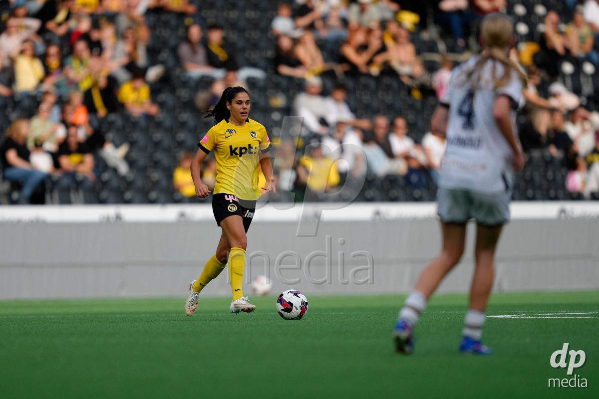 BERN, SWITZERLAND - OCTOBER 3: Laura Frey (26 YB Frauen) during the AXA Women's Super League match between BSC YB Frauen and FC Luzern at Wankdorf Stadion on October 3, 2026 in Bern, Switzerland.