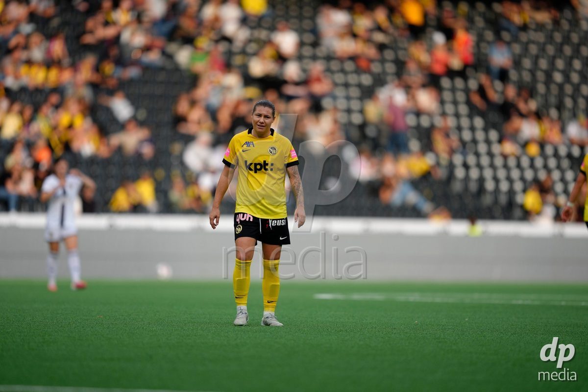 BERN, SWITZERLAND - OCTOBER 3: Ramona Bachmann (17 YB Frauen) during the AXA Women's Super League match between BSC YB Frauen and FC Luzern at Wankdorf Stadion on October 3, 2026 in Bern, Switzerland.