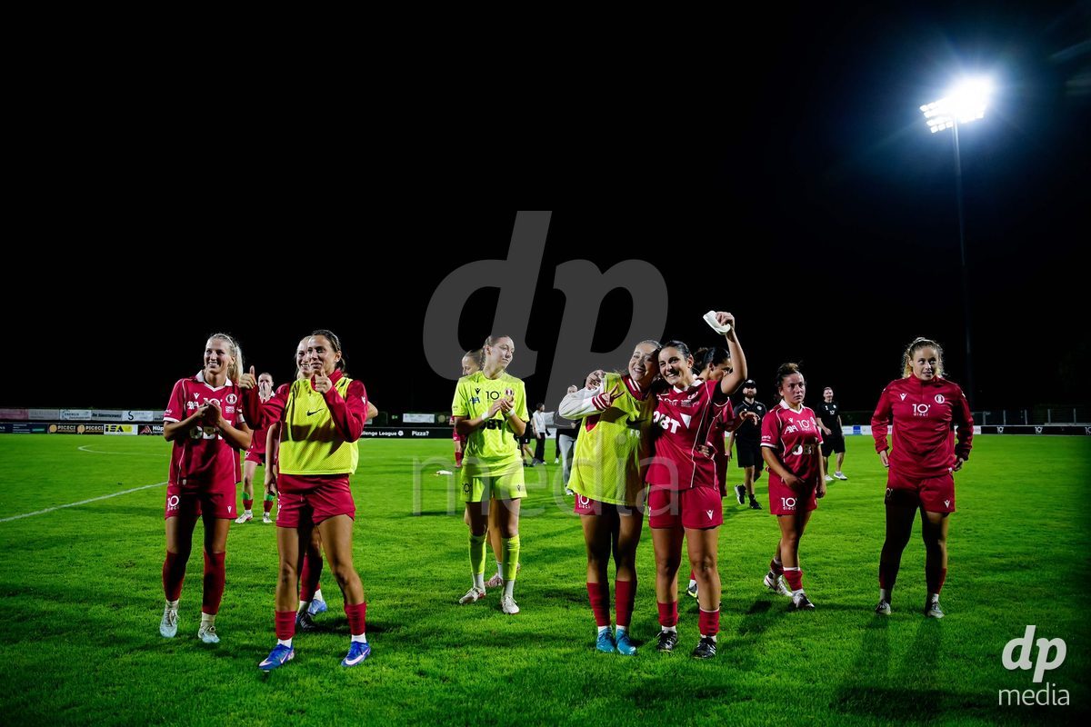 RAPPERSWIL, SWITZERLAND - OCTOBER 3: Players of FC Rapperswil-Jona celebrating after winning the AXA Women's Super League match between FC Rapperswil-Jona and FC Aarau Frauen at Grunfeld on October 3, 2026 in Rapperswil, Switzerland.