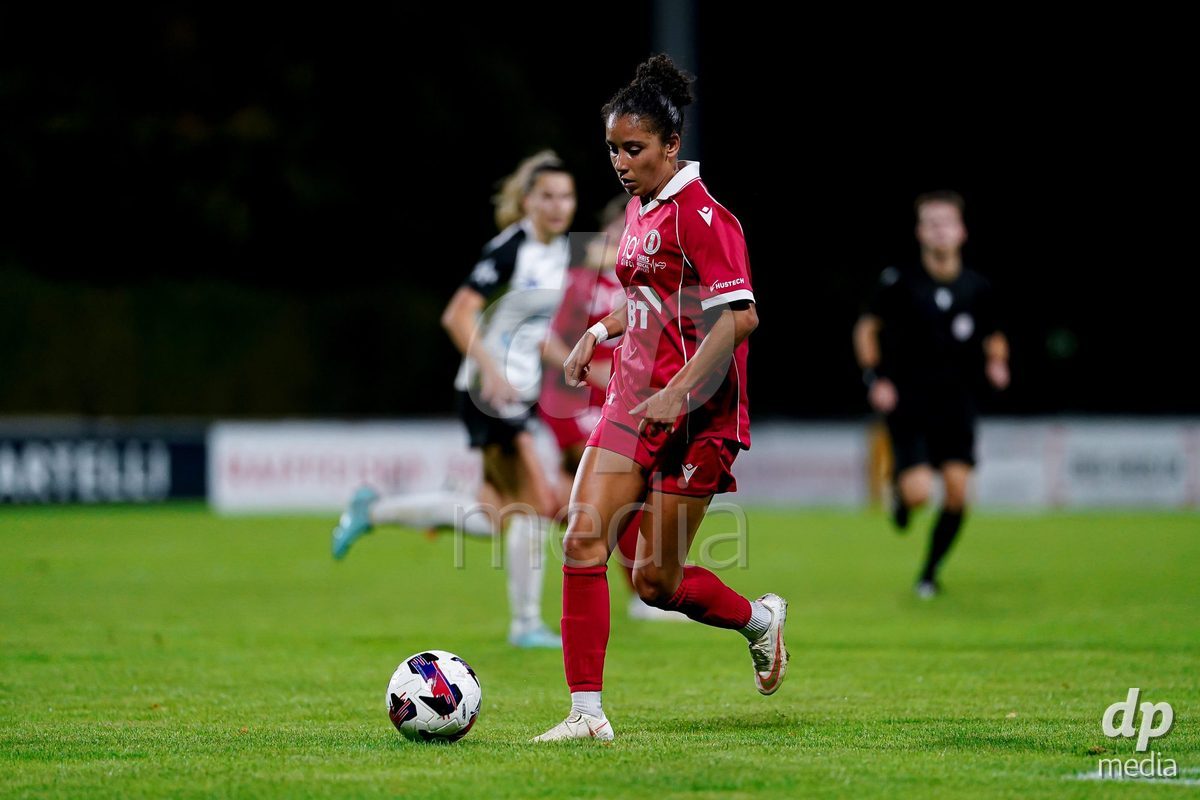 RAPPERSWIL, SWITZERLAND - OCTOBER 3: Ramona Kannady of FC Rapperswil-Jona controls the ball during the AXA Women's Super League match between FC Rapperswil-Jona and FC Aarau Frauen at Grunfeld on October 3, 2026 in Rapperswil, Switzerland.
