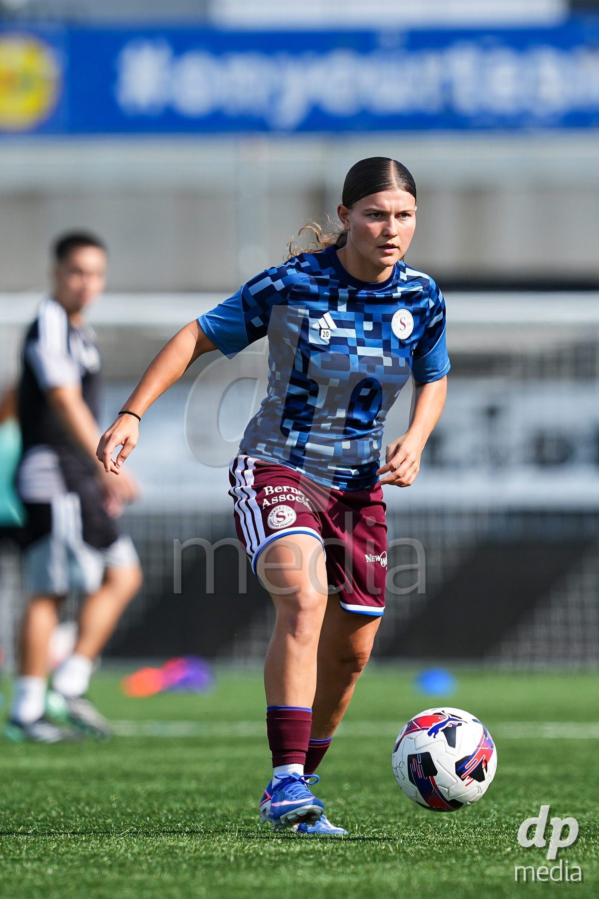 WIL, SWITZERLAND - OCTOBER 4: Chiara Wallin of Servette FC Chenois Feminin during warm up prior to the AXA Women's Super League match between FC St. Gallen 1879 and Servette FC Chenois Feminin at Lidl Sportpark on October 4, 2026 in Wil, Switzerland.