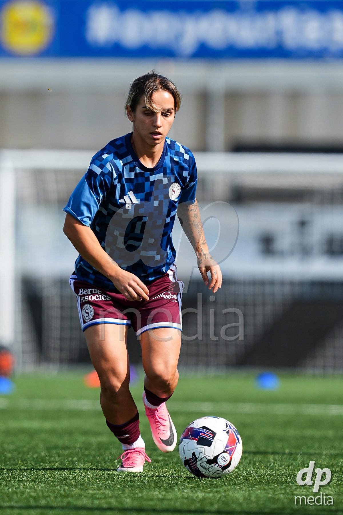 WIL, SWITZERLAND - OCTOBER 4: Natasha Andonova of Servette FC Chenois Feminin during warm up prior to the AXA Women's Super League match between FC St. Gallen 1879 and Servette FC Chenois Feminin at Lidl Sportpark on October 4, 2026 in Wil, Switzerland.