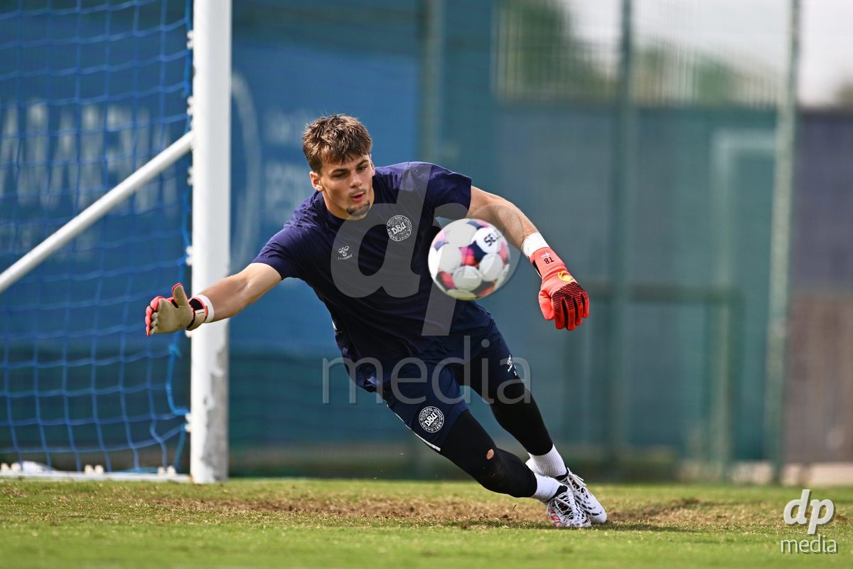 SAN PEDRO DEL PINATAR, SPAIN - OCTOBER 4: Tobias Breum-Harild Goalkeeper of Denmark during the International Friendly match between Denmark U20 and USA U20 at Pinatar Arena on October 4, 2026 in San Pedro del Pinatar, Spain.