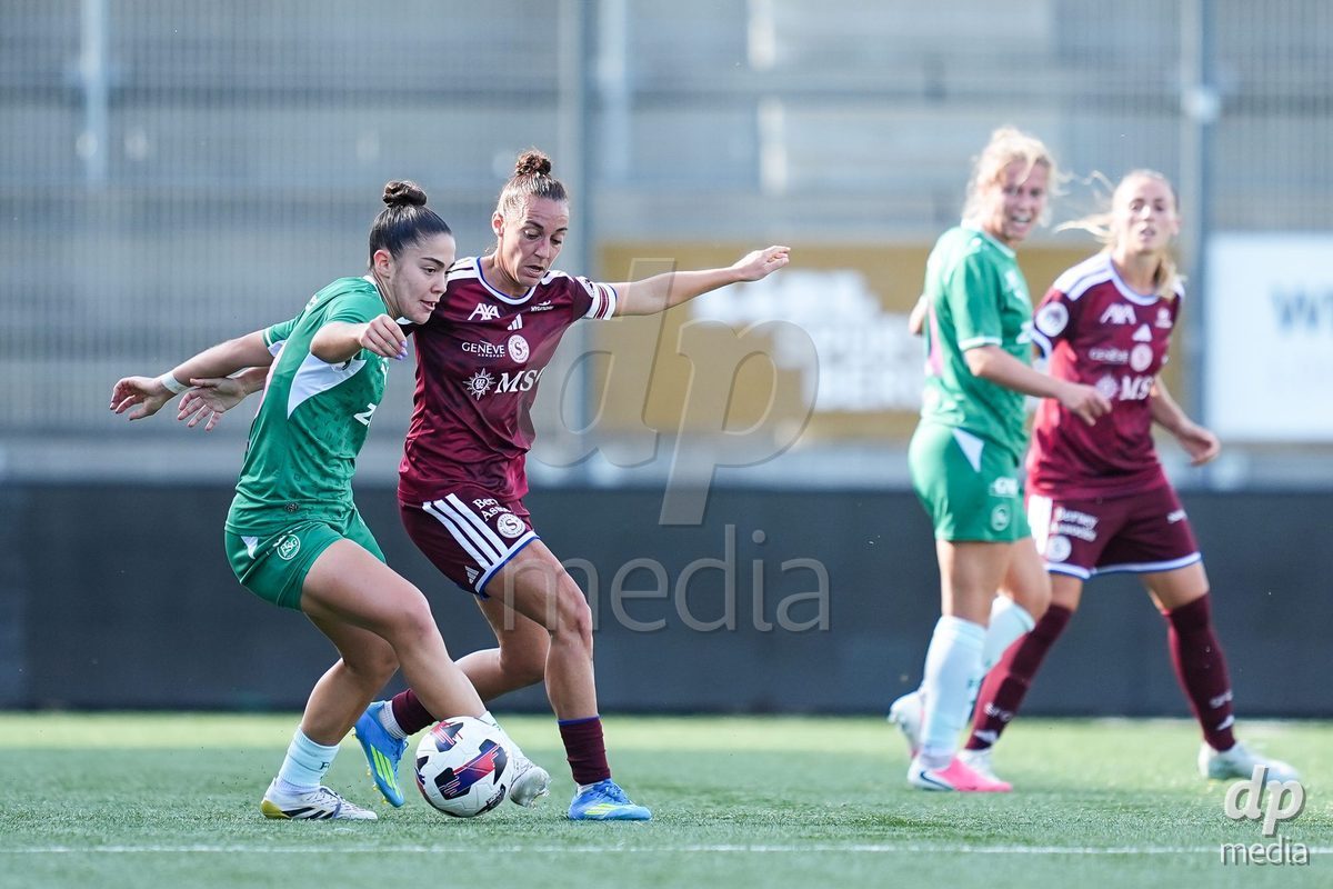 WIL, SWITZERLAND - OCTOBER 4: Paula Serrano of Servette FC Chenois Feminin (R) battles for the ball (duel) during the AXA Women's Super League match between FC St. Gallen 1879 and Servette FC Chenois Feminin at Lidl Sportpark on October 4, 2026 in Wil, Switzerland.