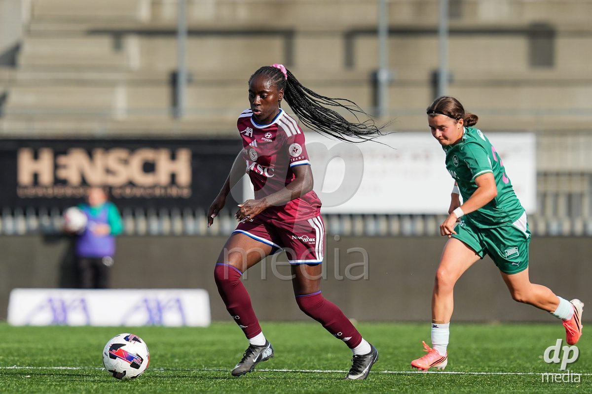WIL, SWITZERLAND - OCTOBER 4: Benedicte Simon of Servette FC Chenois Feminin goes forward during the AXA Women's Super League match between FC St. Gallen 1879 and Servette FC Chenois Feminin at Lidl Sportpark on October 4, 2026 in Wil, Switzerland.