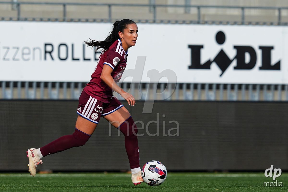 WIL, SWITZERLAND - OCTOBER 4: Meriame Terchoun of Servette FC Chenois Feminin controls the ball during the AXA Women's Super League match between FC St. Gallen 1879 and Servette FC Chenois Feminin at Lidl Sportpark on October 4, 2026 in Wil, Switzerland.