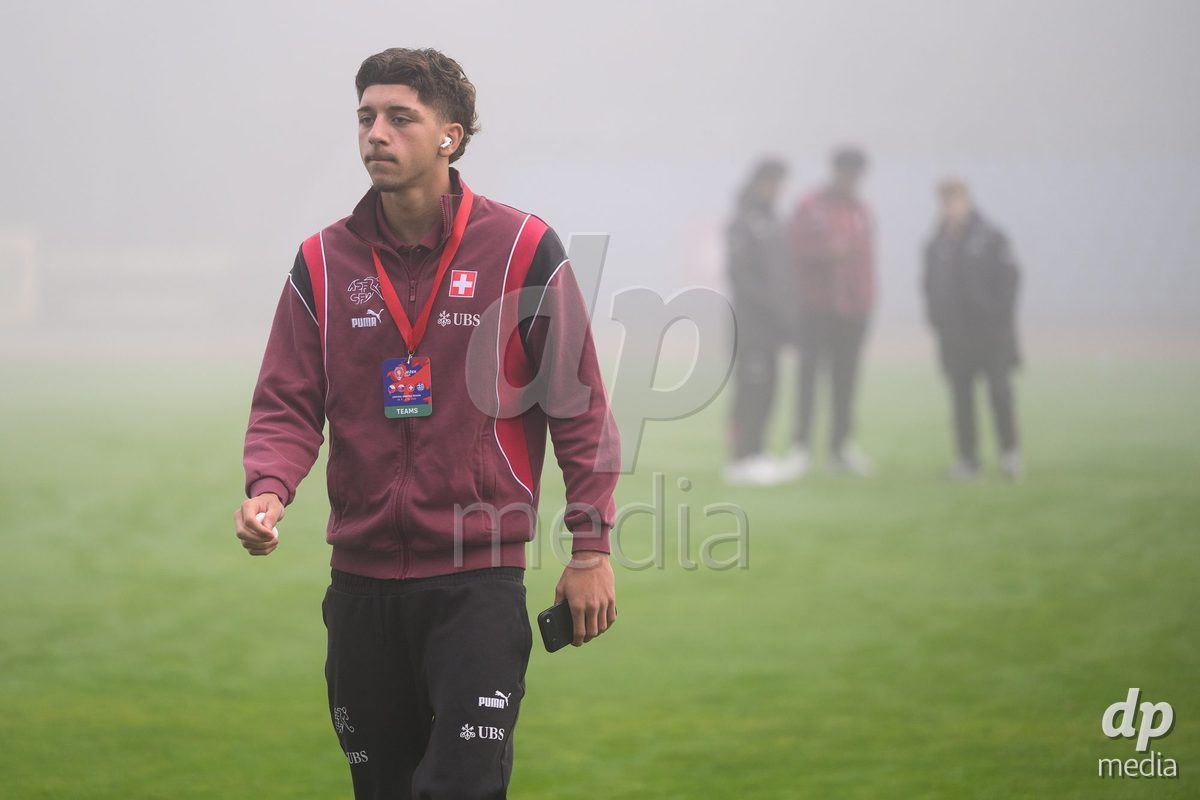 USTI NAD LABEM, CZECH REPUBLIC - OCTOBER 3:   Gabriel Roskovic of Switzerland during team's pitch inspection of the stadium before the International Friendly match between Slovakia and Switzerland on October 3, 2026 in Ustí nad Labem, Czech Republic.
