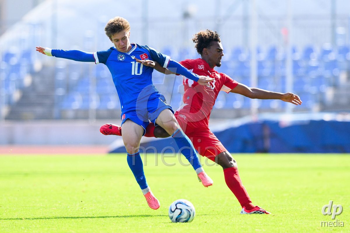 USTI NAD LABEM, CZECH REPUBLIC - OCTOBER 3: Matus Tomasko of Slovakia and Ryan Taouriti of Switzerland during the International Friendly match between Slovakia and Switzerland on October 3, 2026 in Ustí nad Labem, Czech Republic.